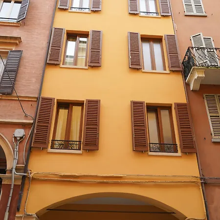 Emilia Hotel apartamentowy 3*