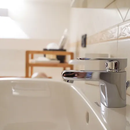 Hotel apartamentowy Emilia