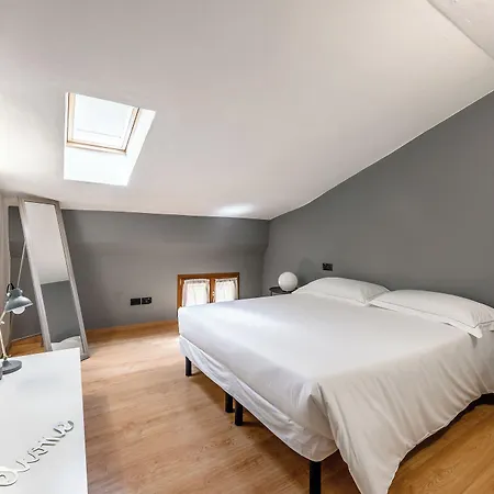 Emilia Hotel apartamentowy 3*