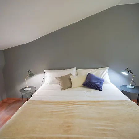 Emilia מלון דירות מודנה