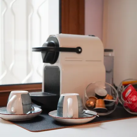 מלון דירות Emilia