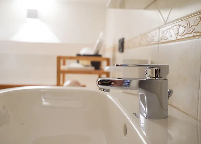 Ξενοδοχείο με διαμερίσματα Emilia